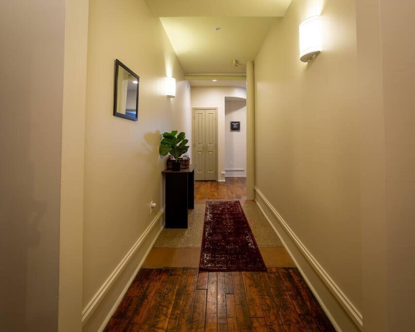 Ferienwohnung King Bed W/ Panoramic Views Of Dt! Rochester Exterior foto